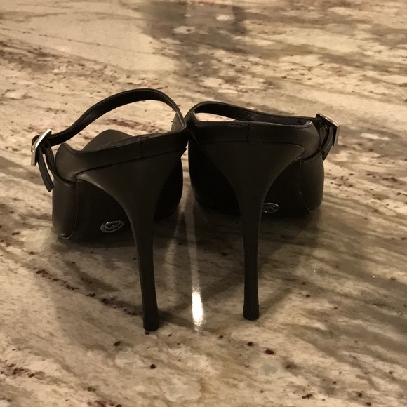 Michael Kors Heels 8.5 - Picture 3 of 6